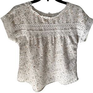 Mine Floral lace short sleeve top Small
